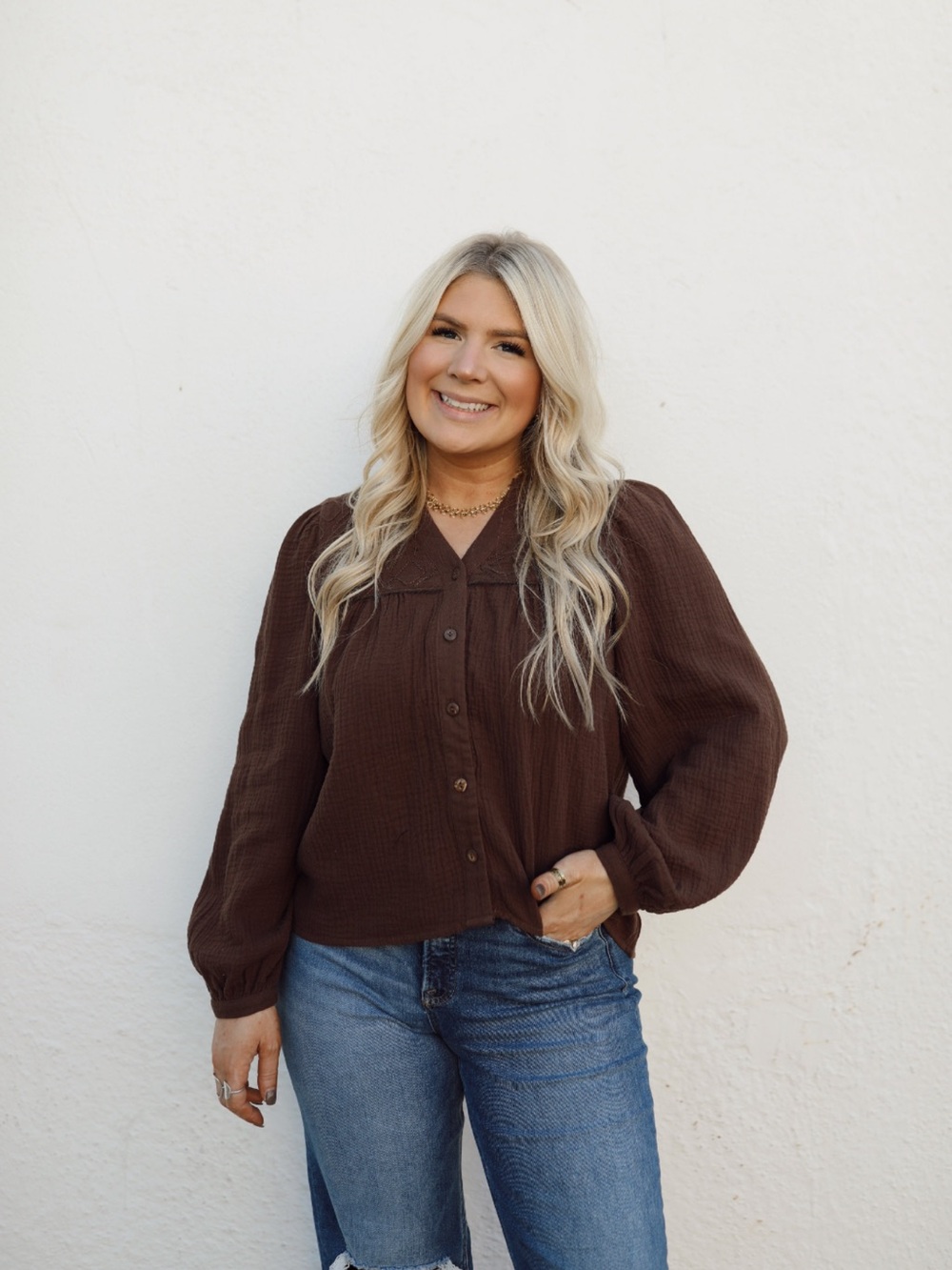 🤎NWT Anniewear “Aniston Top” 💯% Cotton🙌🏻 Button-Down w/Embroidery Chocolate🍫 XL